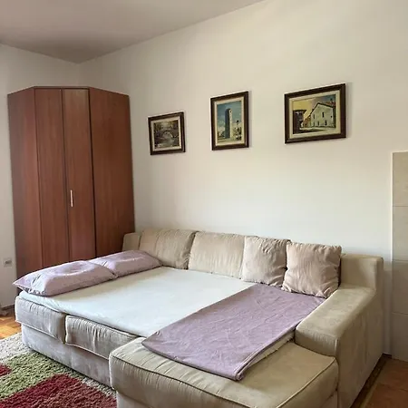 Bella * Podgorica