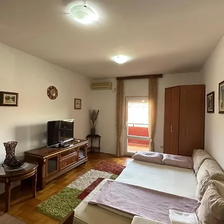 Apartment Bella *
